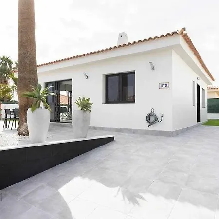 Sunnyland Sueno Azul Villa